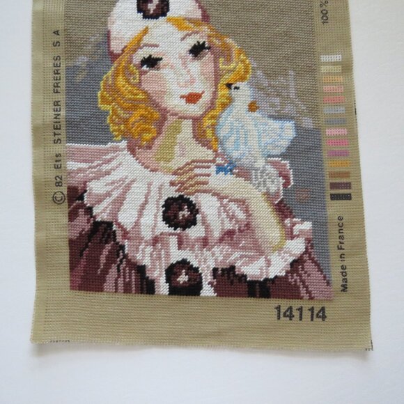 Girl with Dove Royal Paris Steiner Freres #14114 Vintage French Needlepoint - Picture 3 of 7